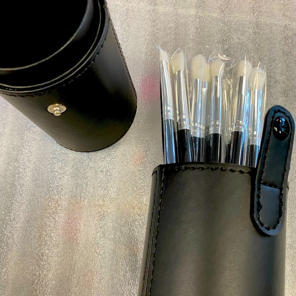 Brushes set